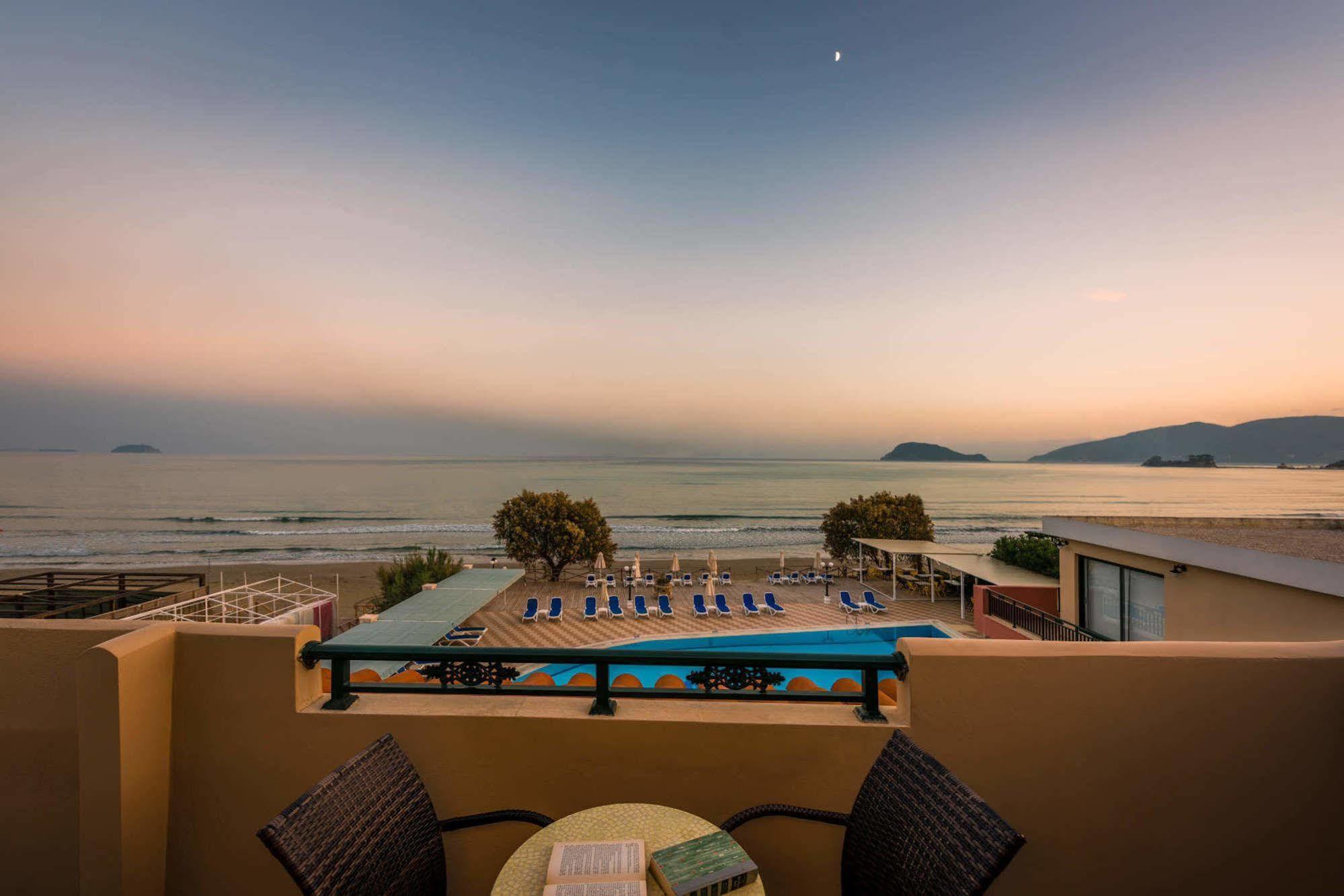 Mediterranean Beach Resort Лаганас Екстер'єр фото